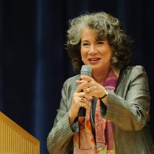 Meet your Posher, Gina